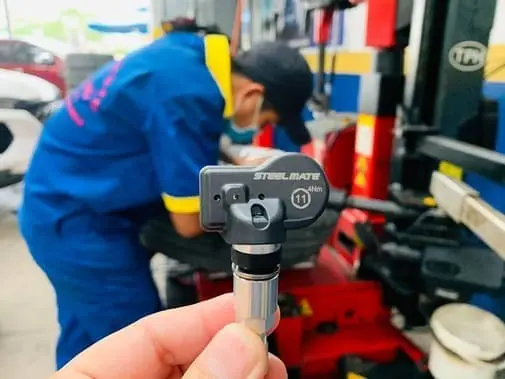 Những lưu ý khi chọn mua cảm biến áp suất lốp Những lưu ý khi chọn mua cảm biến áp suất lốp